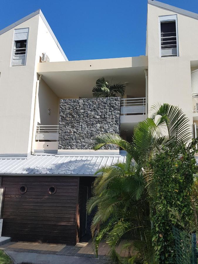 T2 Classe 4 Etoiles Avec Jardin, Piscine, Vue Mer A Saint-Gilles-Les-Bains Luaran gambar